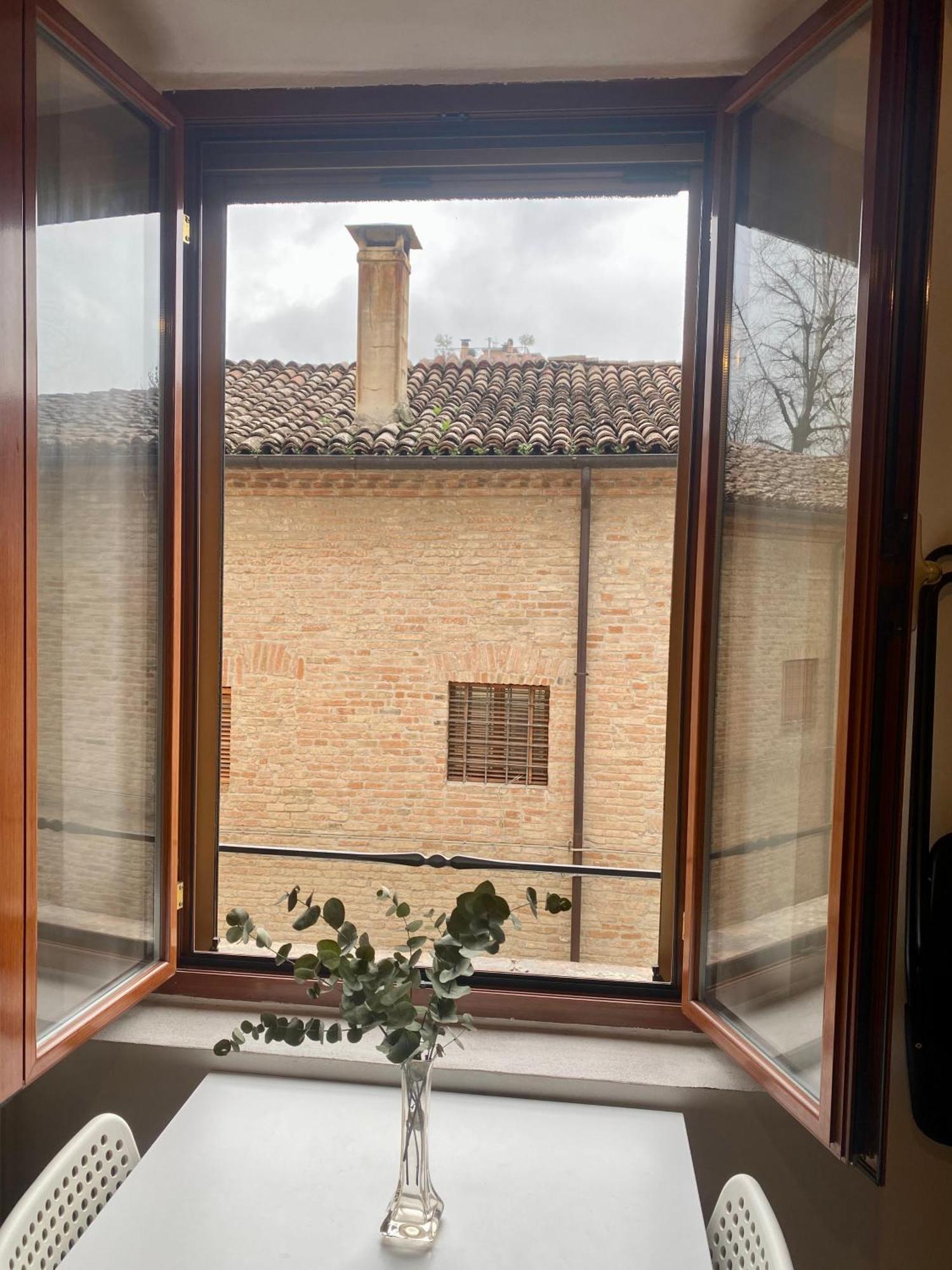 Teatro Inn - Timeless Charm Correggio Exterior foto